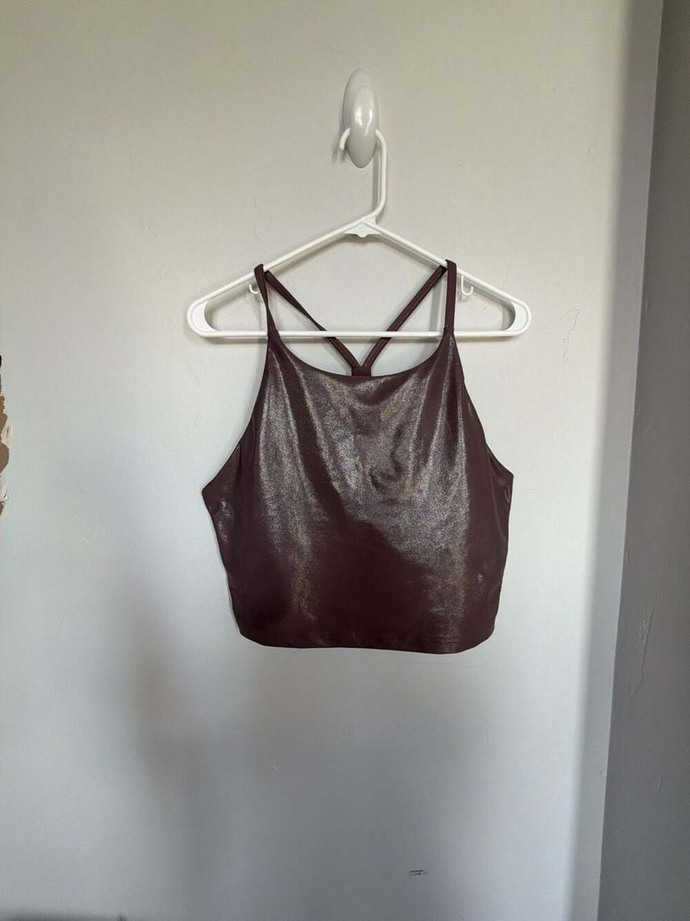 Old Navy Active Powersoft Light Support Built-In Bra Tank Top in Metallic Mauve